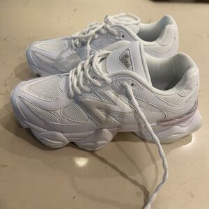 New Balance All-White 9060